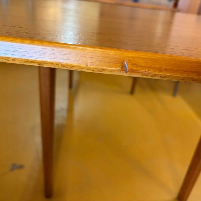 Mid-Century Beveled Edge 1 Leaf Dining Table For Sale - Image 9 of 14