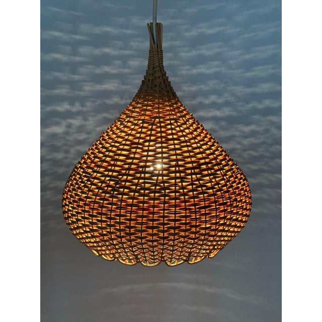 This natural wicker pendant lamp is a rare to find style of lampshade, it will enrich your home regardless of its style....