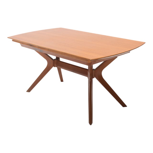 Mid-Century Extendable Dining Table in the style of G-Plan, 1960s For Sale