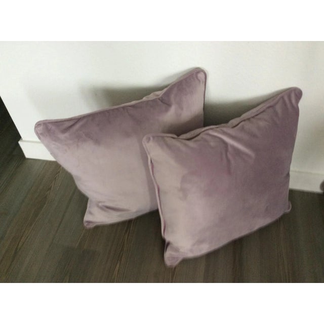 2020s Contemporary Italian Velvet Lilac Pillows - a Pair For Sale - Image 5 of 6