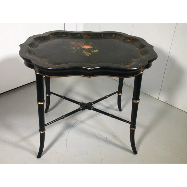 English Mid 20th Century Vintage English Hand Painted Tole Tray Top Coffee Table For Sale - Image 3 of 8