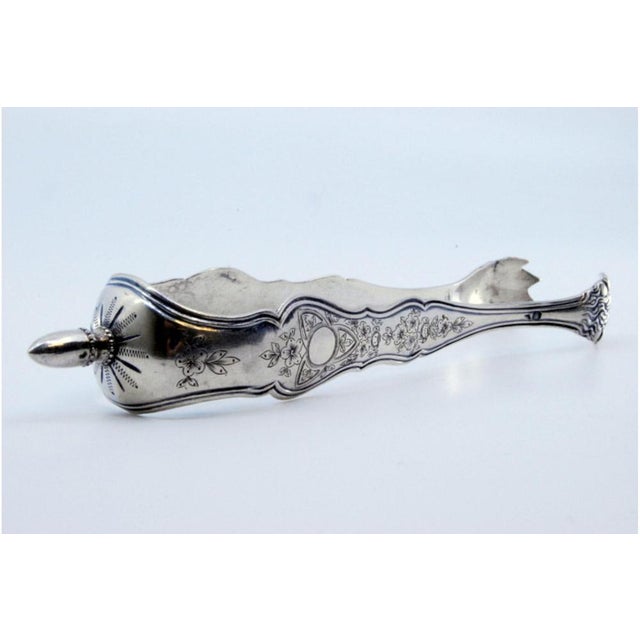Claws-Shaped Silver Ice Tongs with Engraved Plant Motifs For Sale - Image 3 of 9