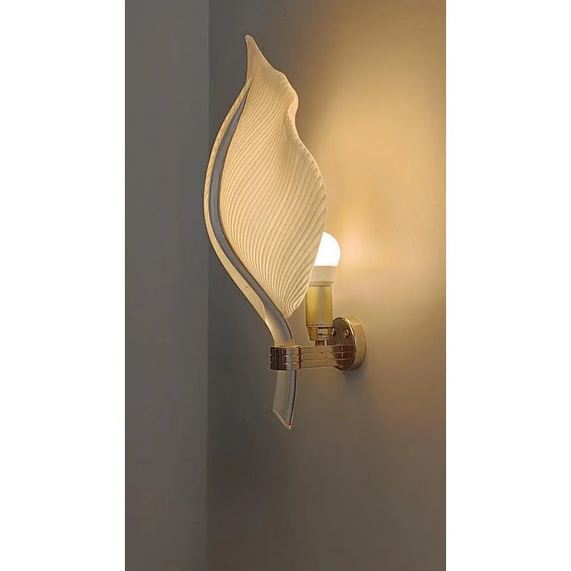 Mid 20th Century Modern White Striped Murano Glass Leaf Sconce, Italy, 1960s For Sale - Image 6 of 18