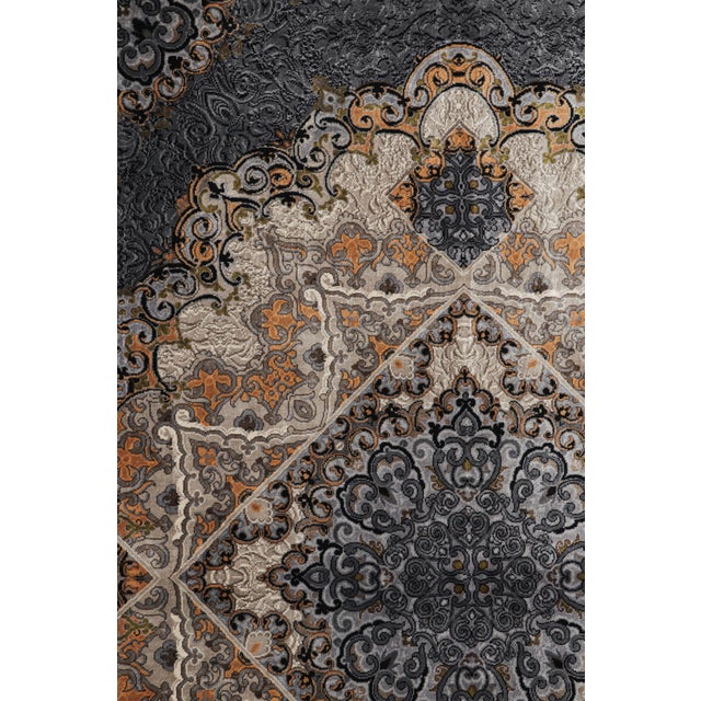 Modern Rug & Kilim’s Modern Rug in Silver, Gold, and White With Medallion “Nika” For Sale - Image 3 of 8