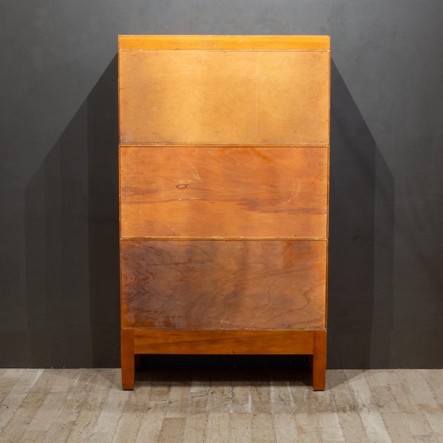 Antique Globe Wernicke 3 Stack Lawyer's Bookcase c.1910-1930 For Sale - Image 11 of 11