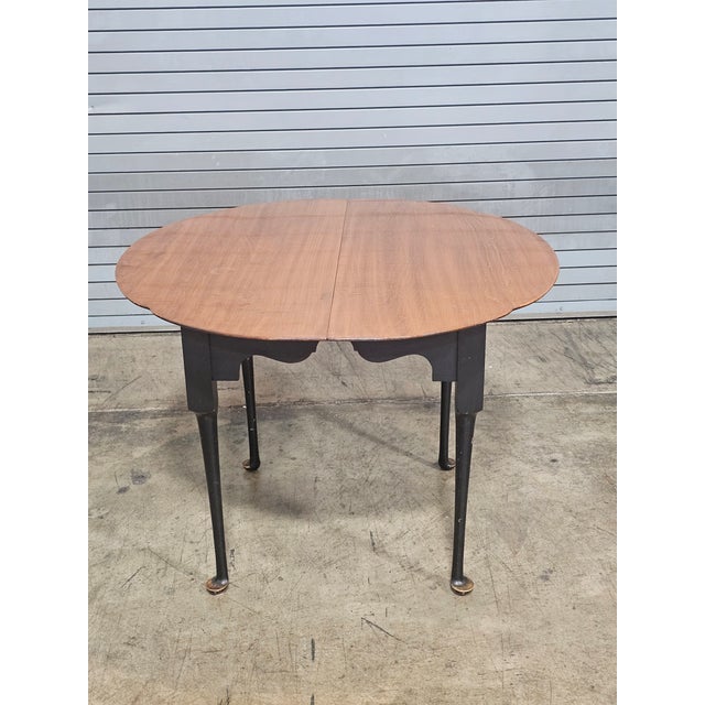 Late 20th Century Tiger Maple Benchmade Dining Table Breakfast Table Tavern Table Black Base For Sale - Image 9 of 10