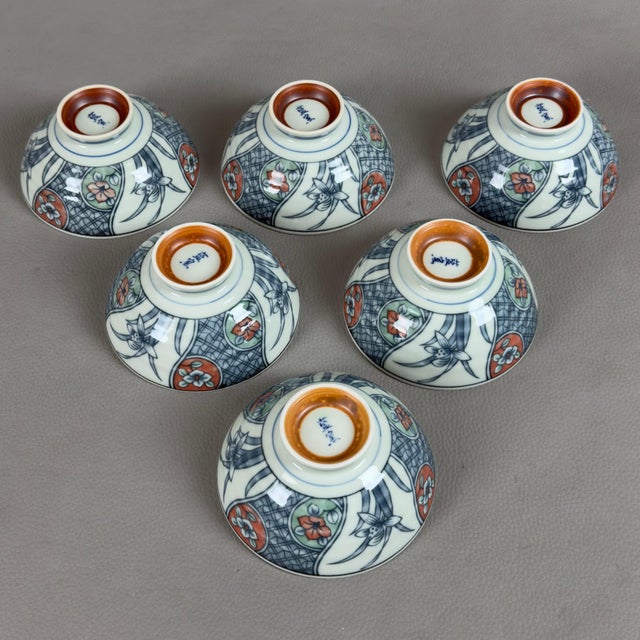 Antique Imari Style Enamelled Porcelain Bowls, 20th Century, Set of 6 For Sale - Image 5 of 12