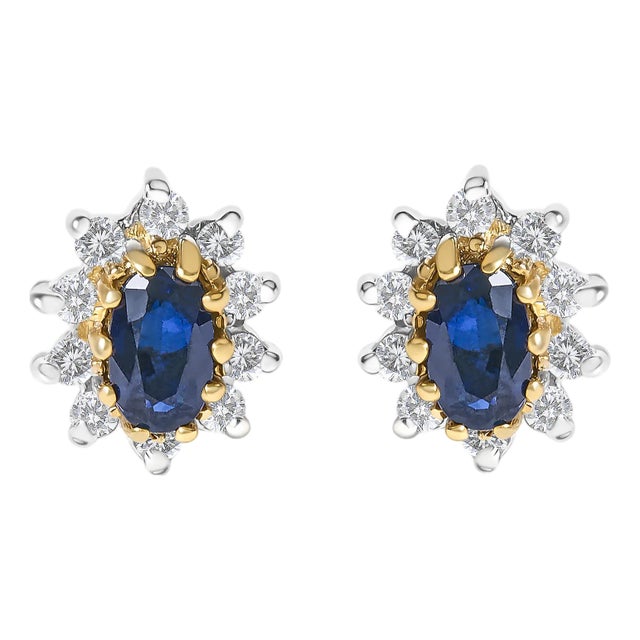 14K Yellow Gold 1/4 Cttw Diamond and Blue Sapphire Sunburst Halo Stud Earrings, A Pair For Sale