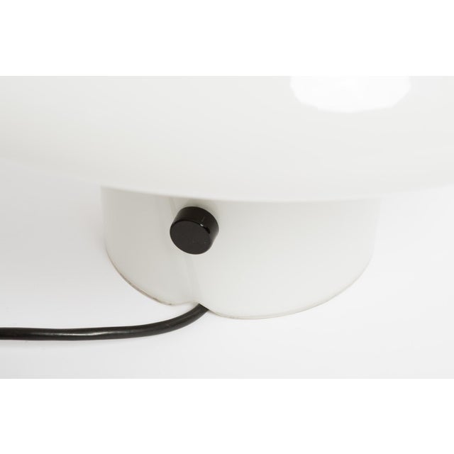 White Murano Table Lamp by Leucos, 1980s For Sale - Image 8 of 10
