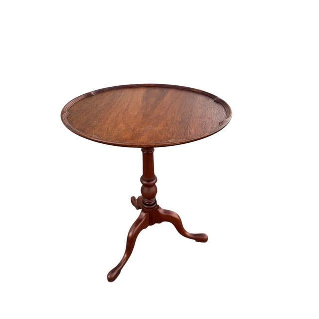 Traditional 1940s Walnut Pie Crust Side Table Georgian Style Tripod Pedestal For Sale - Image 3 of 18