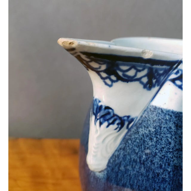 Early 19th Century Pearlware Jug With Sponged Cobalt Blue Ground, Blue and White Circa 1790–1810 For Sale - Image 5 of 8