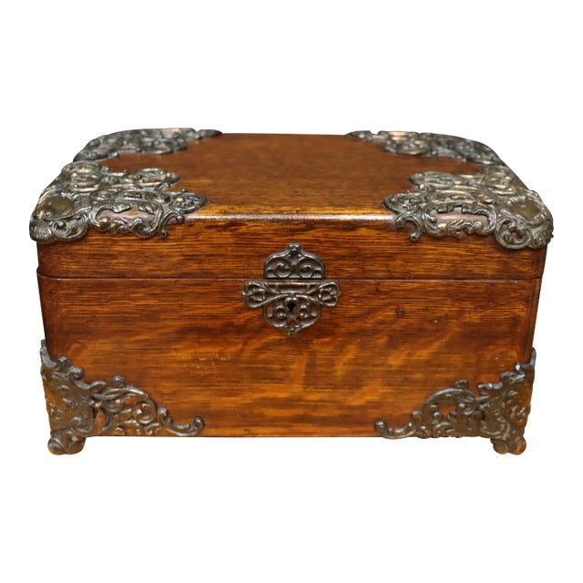 Victorian Quarter Sawn Oak Ormolu-Mounted Humidor For Sale