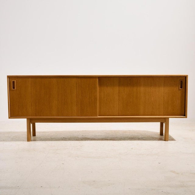 Oak Model 21 Sideboard by Gunni Omann for Omann Jun Møbelfabrik, 1960s For Sale - Image 17 of 17