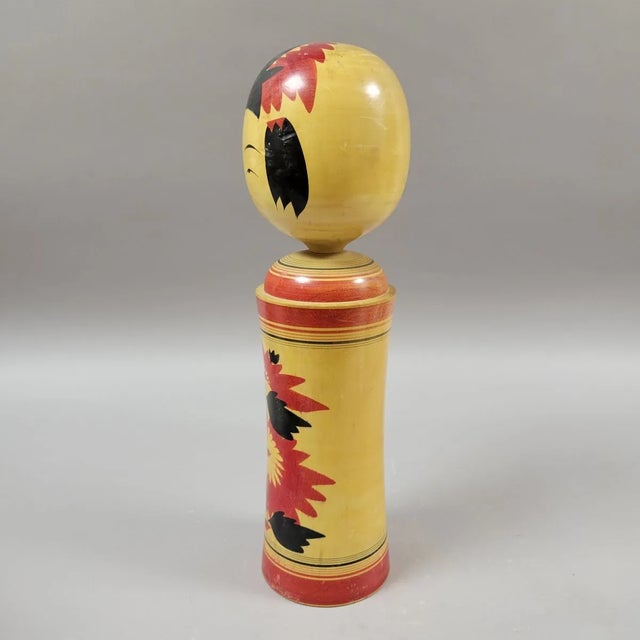 Large 17” Vintage Japanese Kokeshi Doll by Kanō Hiroshi For Sale In Raleigh - Image 6 of 9