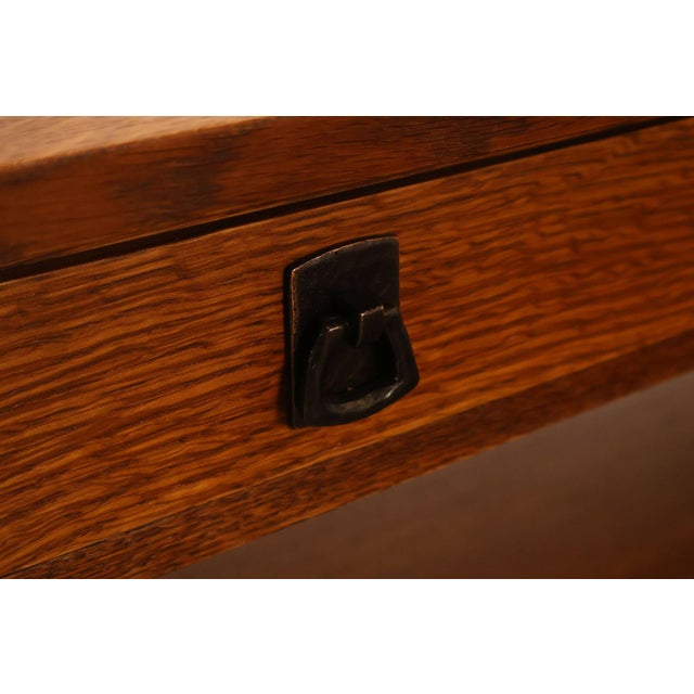 Stickley Mission Collection Oak Coffee Table With Drawers For Sale In Philadelphia - Image 6 of 18