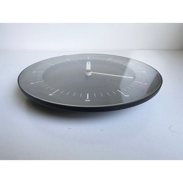 Minimalist Wall Clock 5W1 by Reinhold Weiss for Junghans, Germany, 1990s For Sale - Image 10 of 12