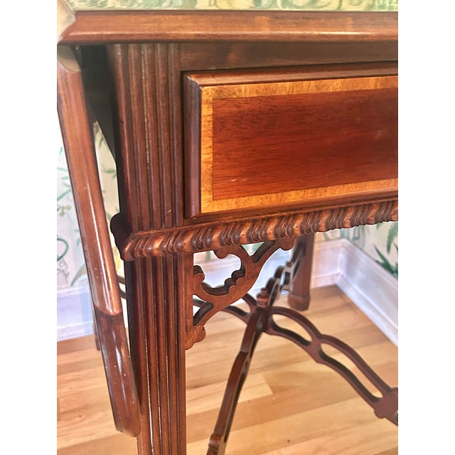 Late 20th Century Sherrill Furniture Mahogany Pembroke Drop-Leaf Side Table – Traditional Federal Style With Brass Hardware For Sale - Image 9 of 14