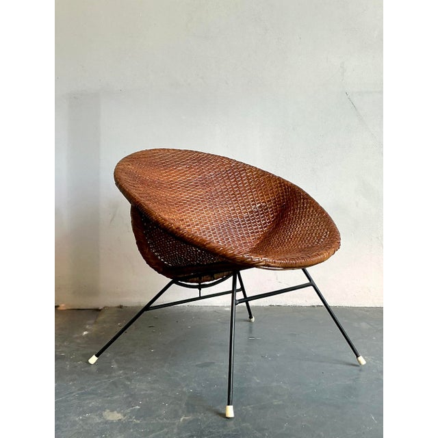 Mid-Century Modern Vintage Mid-Century Modern Woven Rattan Hoop Chair For Sale - Image 3 of 9