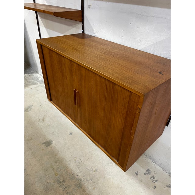 1960s Danish Modern Wall Unit of Shelving System by Kai Kristiansen for Fm Mobler For Sale - Image 5 of 10