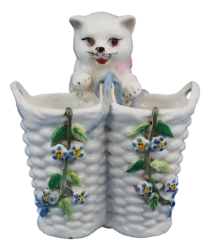 19th Century Porcelain Sculpture of a Cat and Baskets with Flowers in Relief attributed to Vion & Baury, France