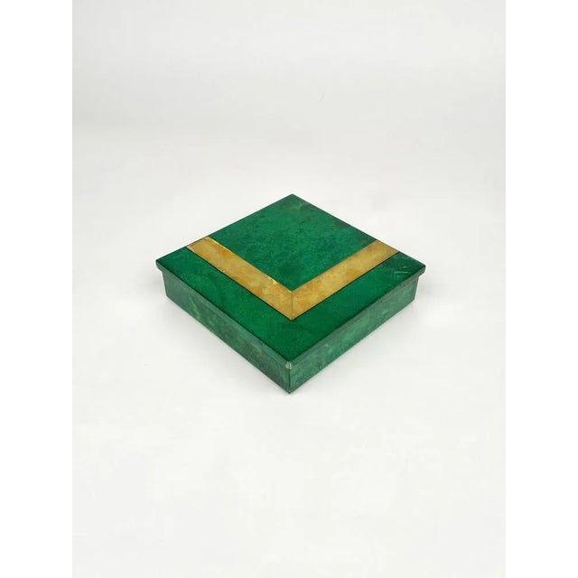Metal Square Box in Green Goatskin & Brass by Aldo Tura, Italy, 1960s For Sale - Image 7 of 15