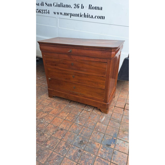 Late/posthumous Louis Philippe (1850 - 1875) French “Cappuccino” chest of drawers in solid cherry – Louis Philippe, late...