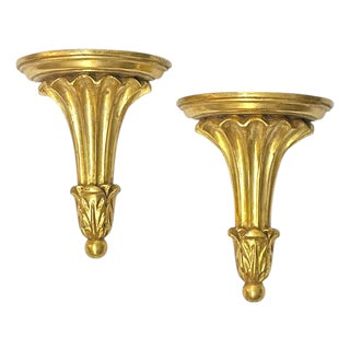 Mid 20th Century Pair Italian Hollywood Regency Style Carved Gilt Wood Fluted Wall Brackets For Sale