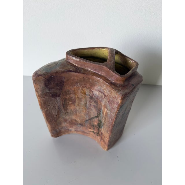 Brown 1980s Vintage Abstract Studio Art Pottery Sculptural Double-Neck Vase, Unsigned For Sale - Image 8 of 12