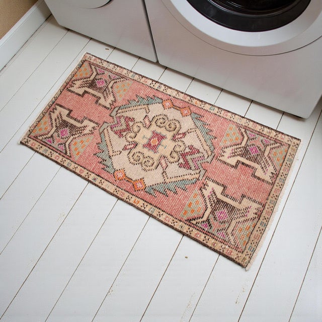 Farmhouse Vintage Hand Knotted Small Turkish Rug 1970s Entry Mat Kitchen Laundry Decor Boho Doormat 17"x34" For Sale - Image 3 of 10