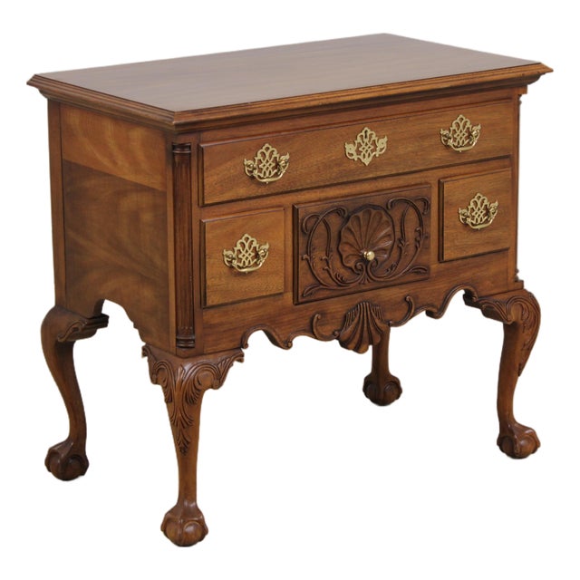 Councill Craftsmen Mahogany Chippendale Style Lowboy For Sale