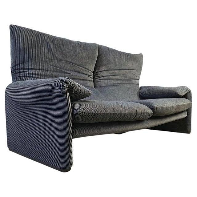 Maralunga Sofa by Vico Magistretti for Cassina, 1970s For Sale - Image 11 of 11