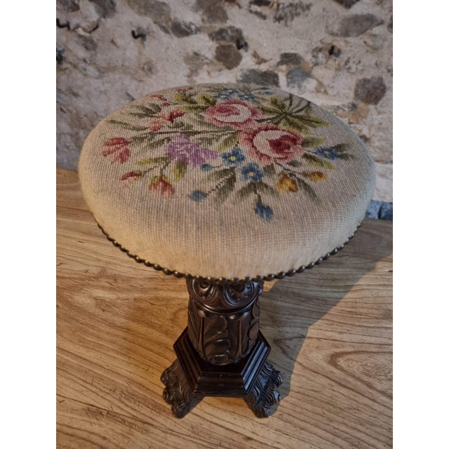 Brown Antique Height-Adjustable Piano Stool in Carved Wood, 1900s For Sale - Image 8 of 12