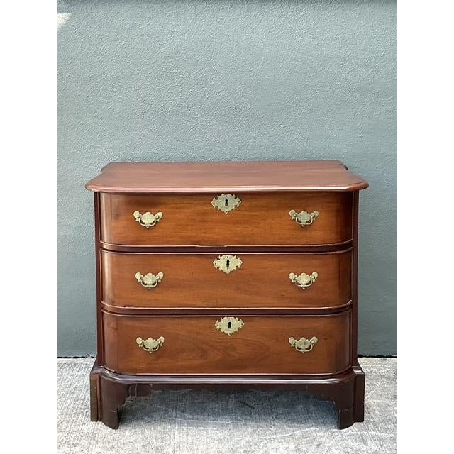 Vintage Regency Mahogany Bow Front Chest of Drawers For Sale - Image 4 of 12
