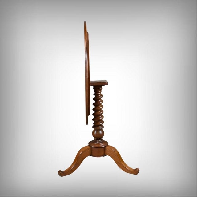 Mid-19th Century Louis Philippe Mahogany Tilting Table, in Restored conditions. Designed before 1890