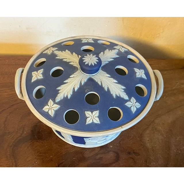 Antique Early 20th Century Wedgwood Dark Blue Jasperware Violet Pot, Potpourri Incense Burner For Sale - Image 18 of 18