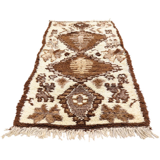 Mid-Century Modern Vintage Azilal Moroccan Rug, 02'04 X 06'08 For Sale - Image 3 of 10