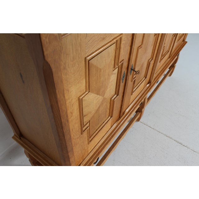 Danish Sideboard in Oak by Henning Kjærnulf, 1970s For Sale - Image 10 of 17