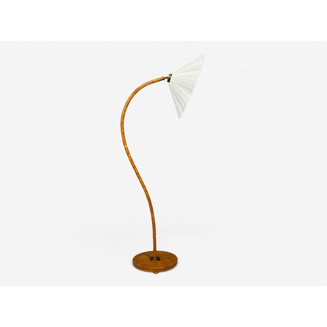 1930s Mid Century Modern, Organic Floor Lamp, Wood, Silk, Sweden For Sale - Image 4 of 12