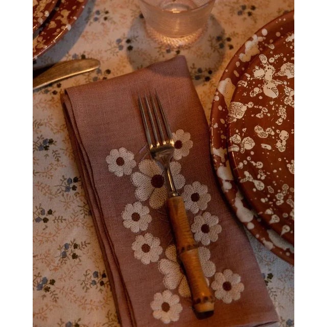 English Sharland England Floral Embroidered Tulpina Napkins in Dusty Pink - Set of 4 For Sale - Image 3 of 3