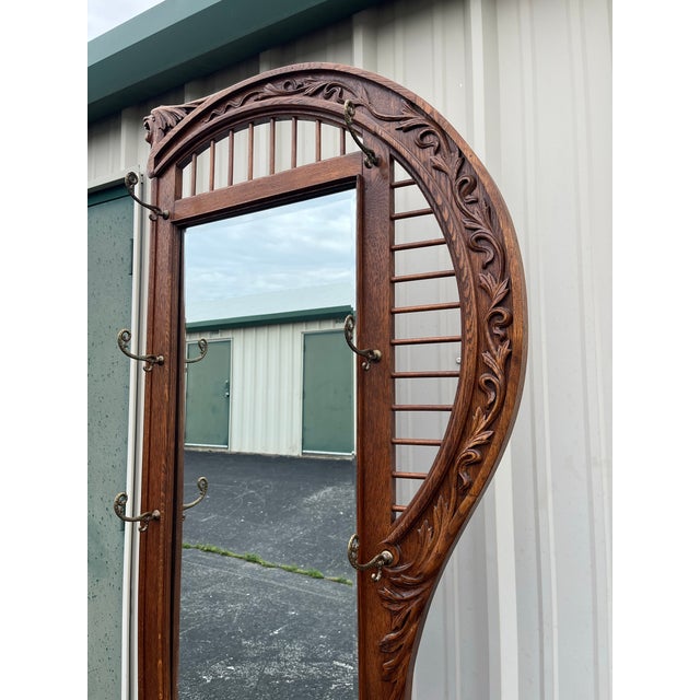 Brown Antique Edwardian American Tiger Oak Mirrored Hall Tree Seat With Carved Motifs For Sale - Image 8 of 12