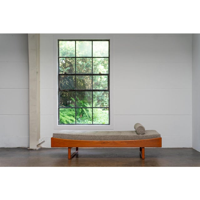 This exquisite teak daybed, designed by Danish furniture maker Bernhard Pedersen & Søn, showcases the simplicity and...