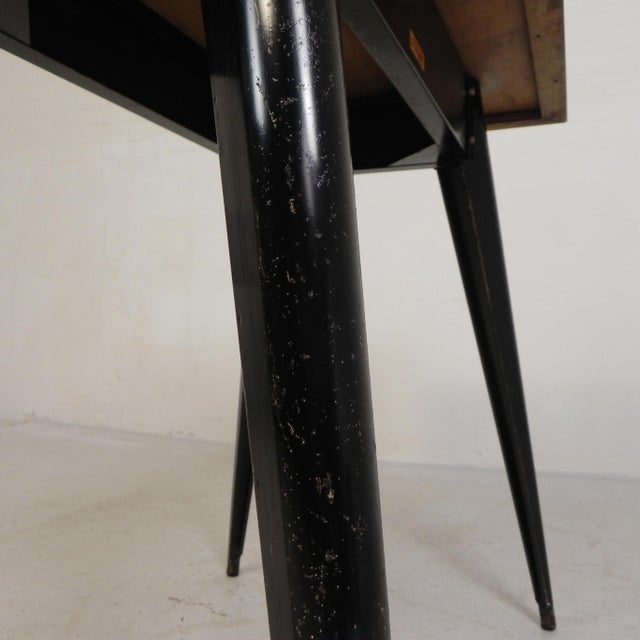 Model Tolix T55 Bistro Table with Formica Top from Henri Julien, 1950s For Sale - Image 13 of 18