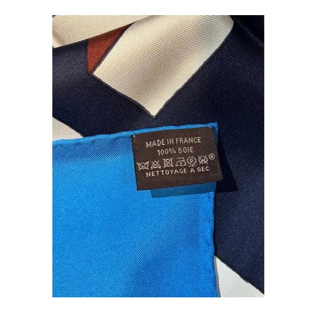 Hermes On Summer Day Silk Shawl 140cm For Sale In Philadelphia - Image 6 of 11
