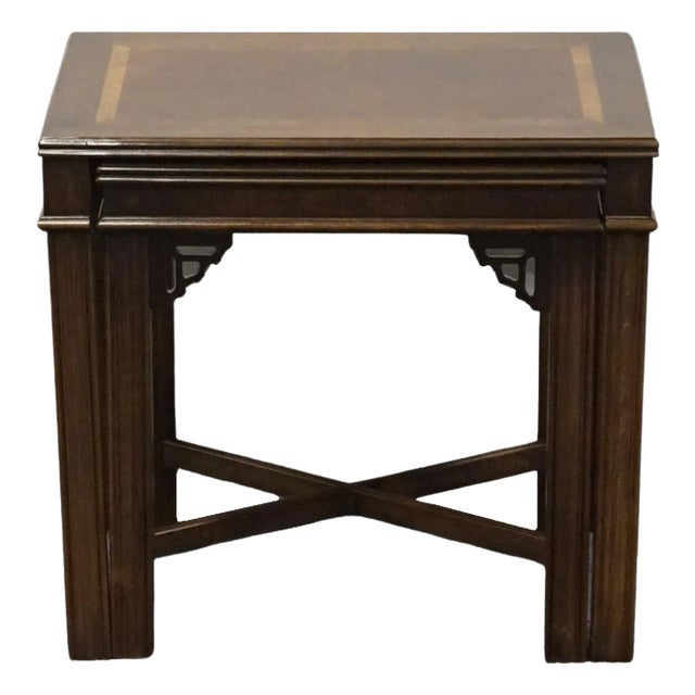 Altavista Lane Banded Bookmatched Mahogany Traditional Chippendale Style Accent Nesting Tables 988-85 For Sale
