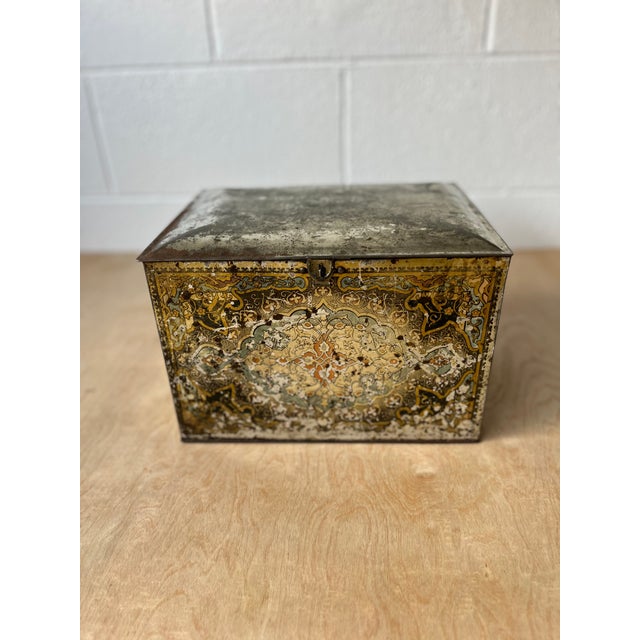 Antique Tin Biscuit Box by by h.j. Heinz 57 Company For Sale In Portland, OR - Image 6 of 11