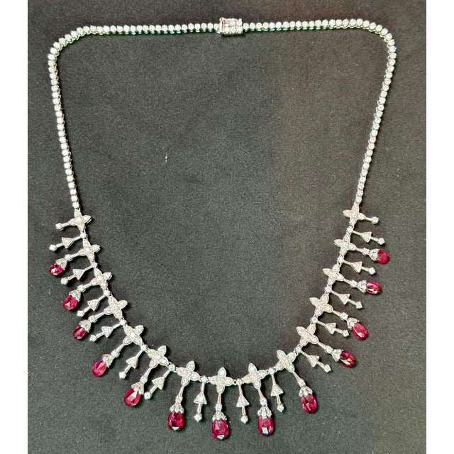 18 Ct Natural Ruby Briolette & 8 Ct Diamond Necklace 18 Karat White Gold, Estate For Sale - Image 11 of 18
