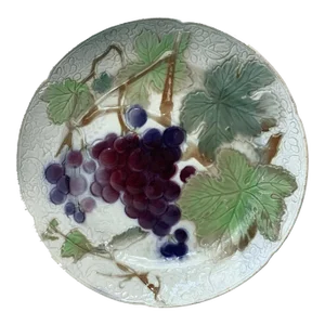 Early 20th Century Keller & Guerin Saint Clement Majolica Grapes Plate