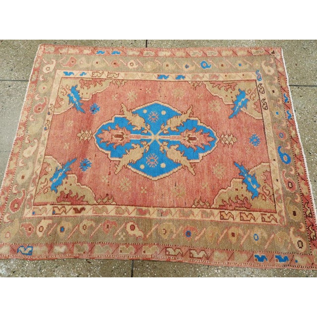 Textile Galerie Shabab Collection Mid-20th Century Turkish Anatolian Throw Rug For Sale - Image 7 of 9