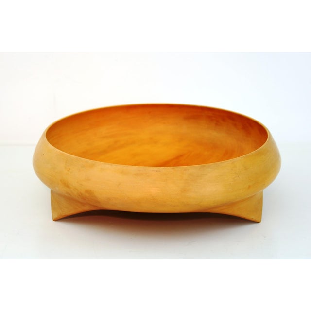 Cherry Wood Artist Bowl, 1960s, in Good conditions. Designed 1960 to 1969