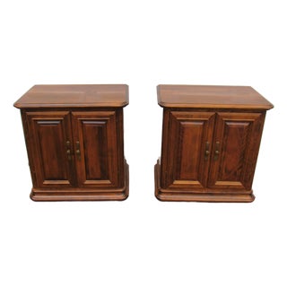 1980s Pair Ethan Allem Maple Nightstands Tables Bachelors Chests For Sale